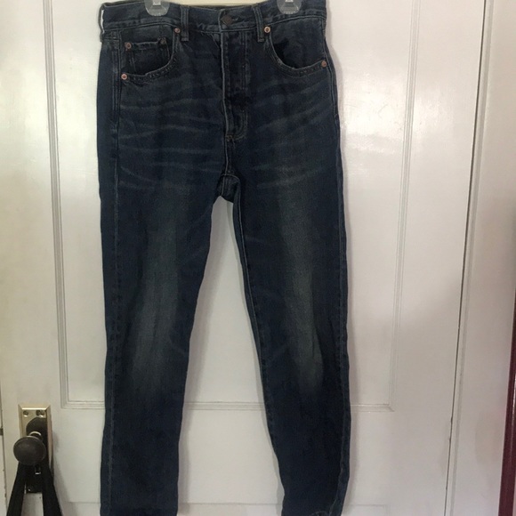 High rise American eagle girlfriend jeans - Picture 2 of 3